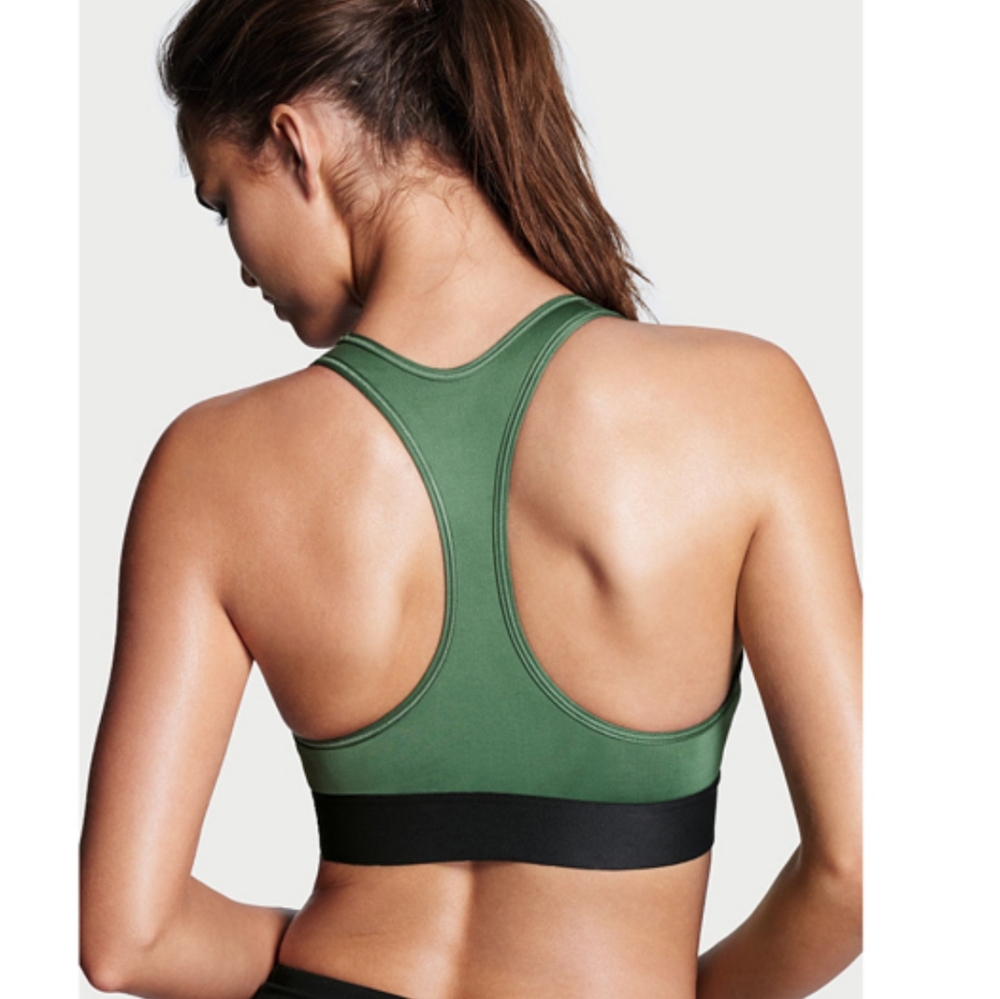 New Victoria's Secret Sports Bra - Picture 2 of 4